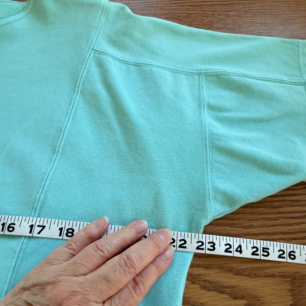 Crop Tee Duo…Vibrant Red USA Design & Robin Egg Blue, Liz & Co and Chaus brands - Picture 4 of 12